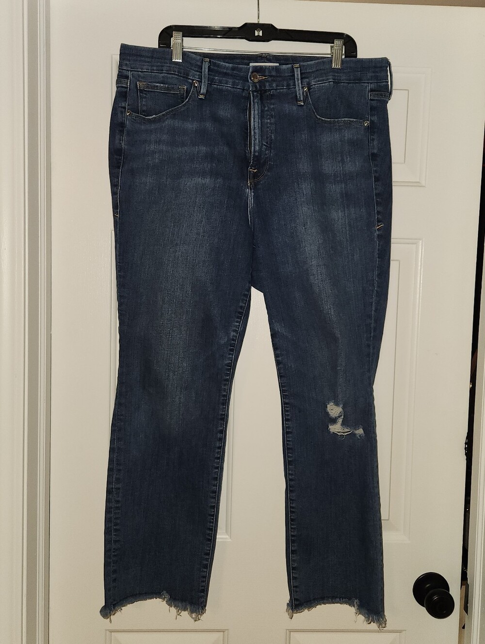 Good American Good Straight Jeans Womens Size 16 Medium Wash Denim Mid Rise Raw
